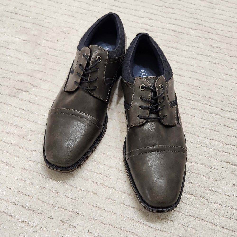 Men's restoration dress shoes